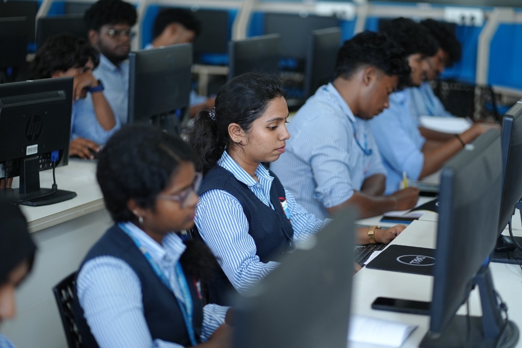 Students Working at Common Computing Facility